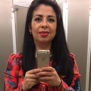 Meet your Posher, Mayra